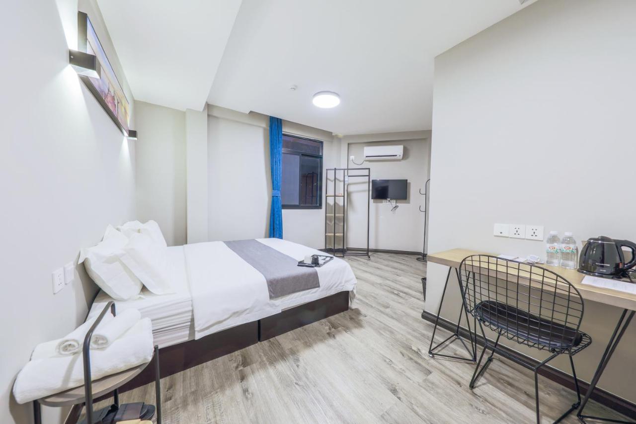 סמפורנה Paly Hotel מראה חיצוני תמונה